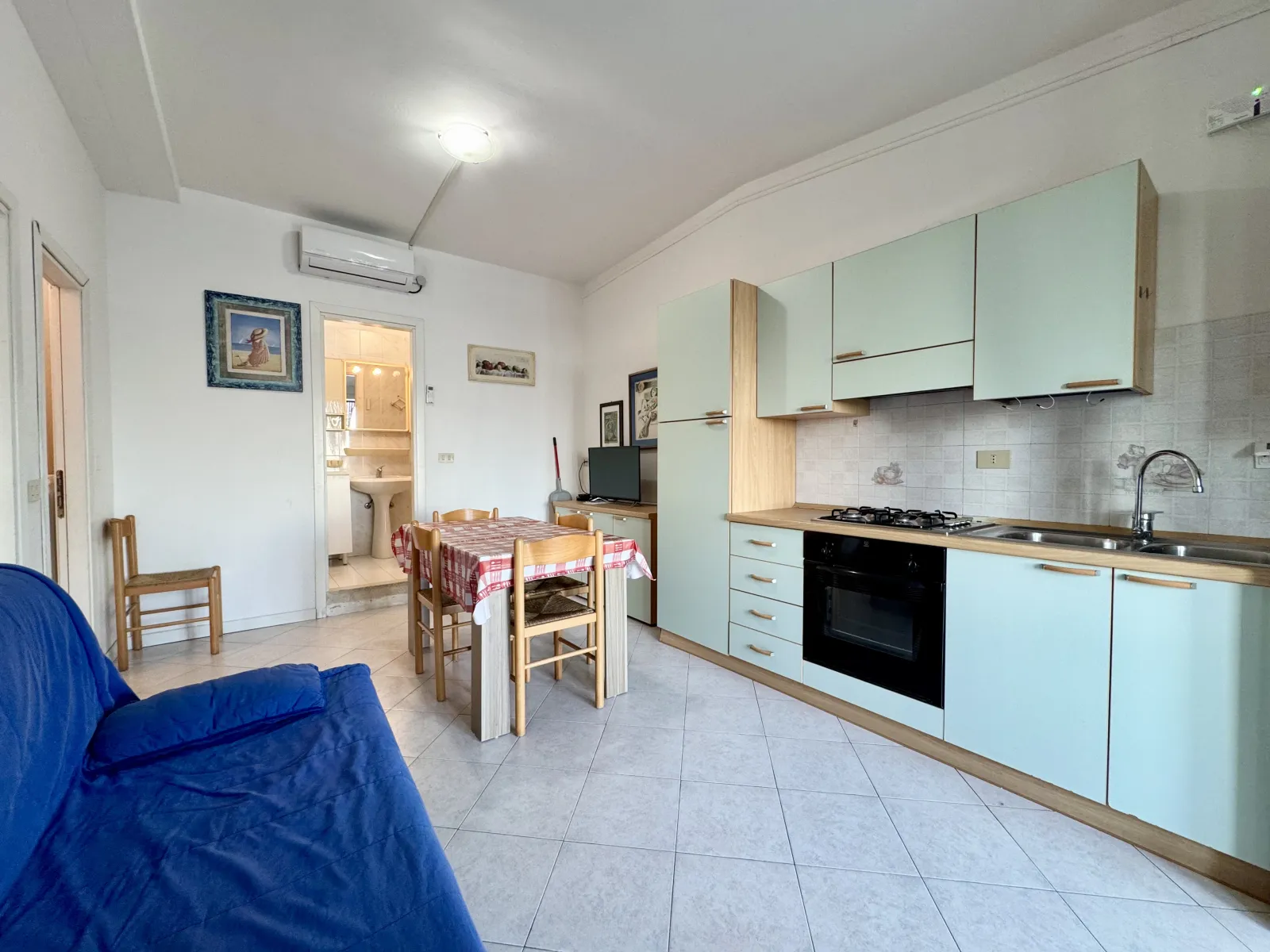 Appartamento trilocale fronte mare in vendita a Lido di Pomposa con vista panoramica