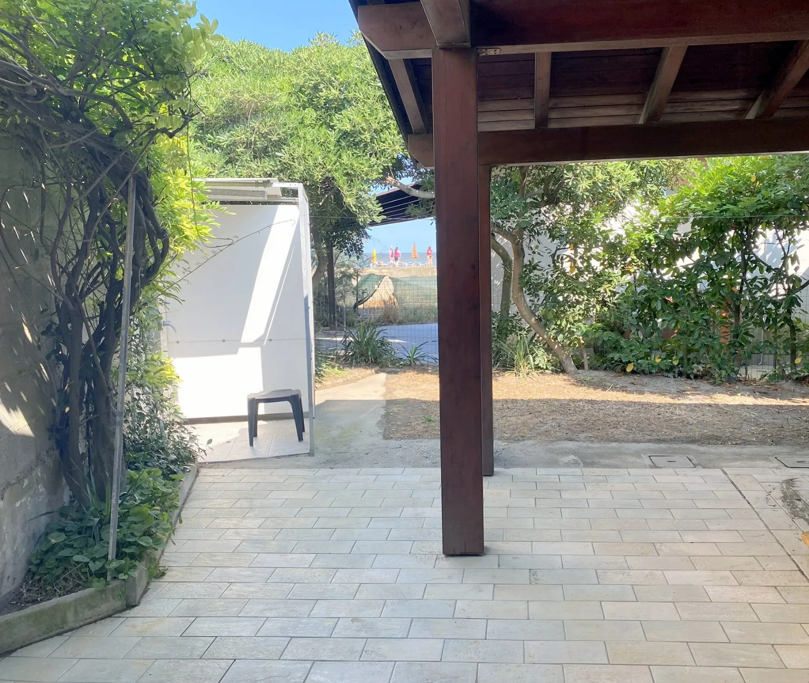 Appartamento in vendita trilocale ristrutturato con giardino privato