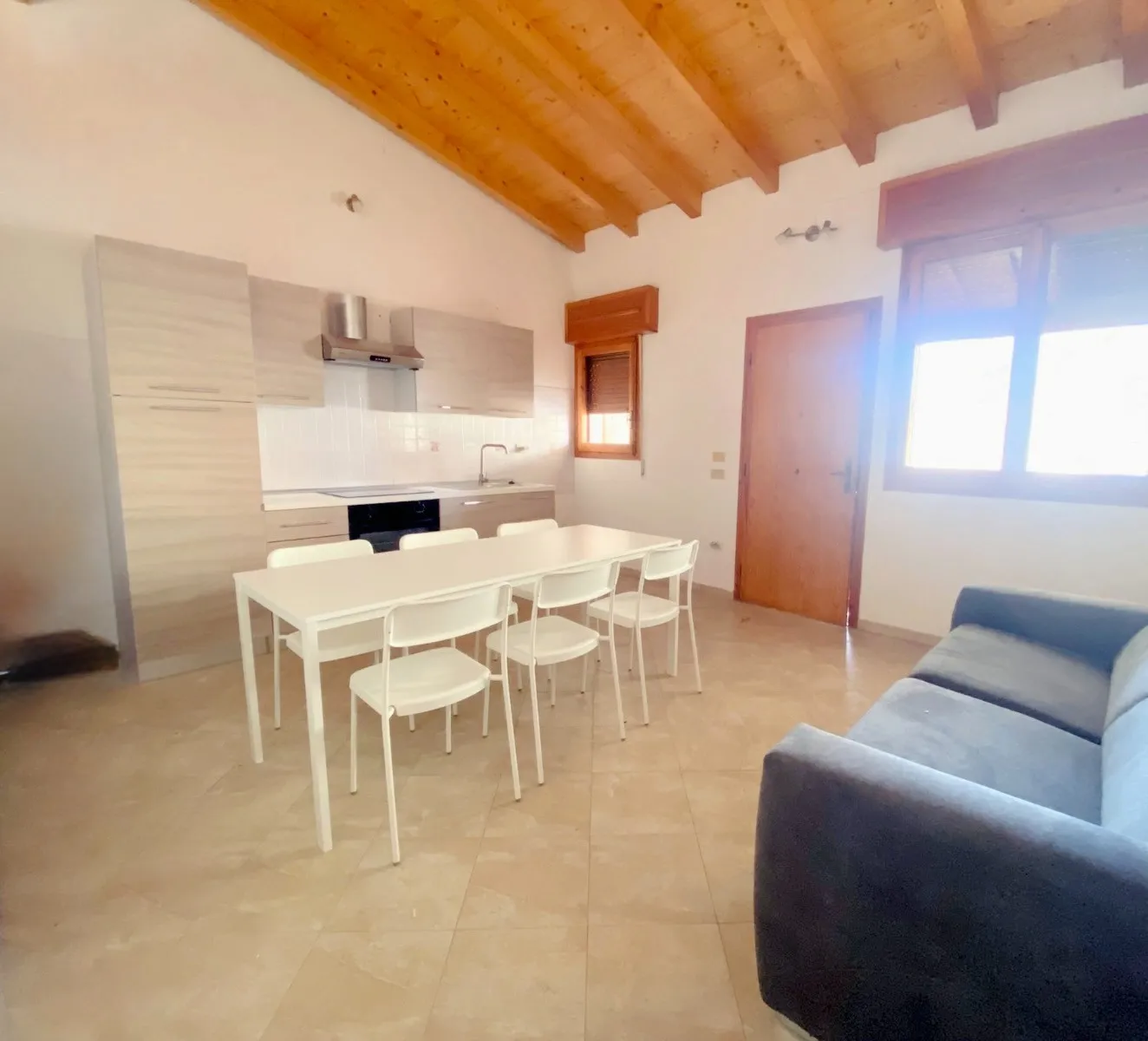 Appartamento in vendita trilocale ristrutturato con giardino privato