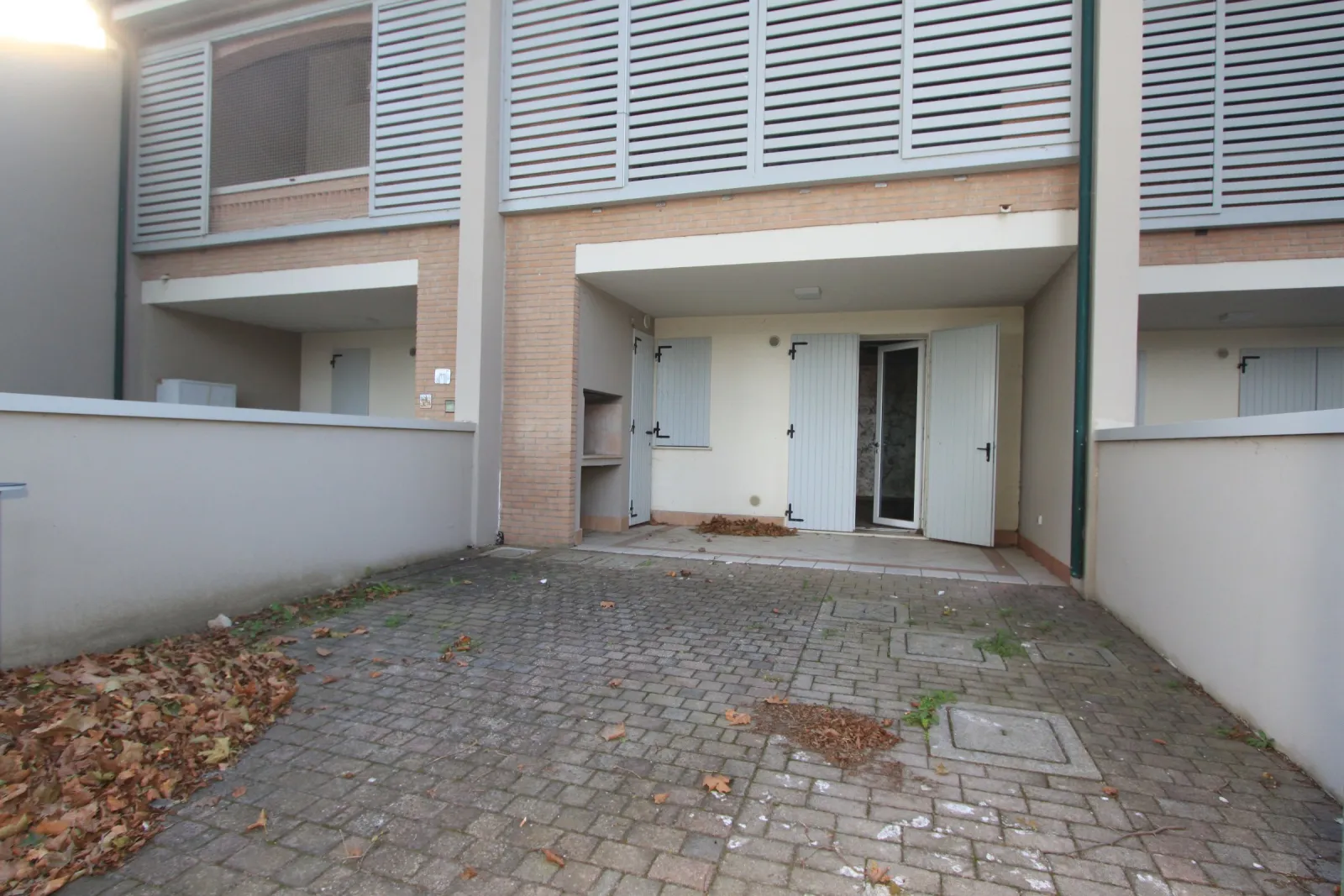 Villetta nuova in vendita a Lido delle Nazioni – Piano terra con giardino e posto auto