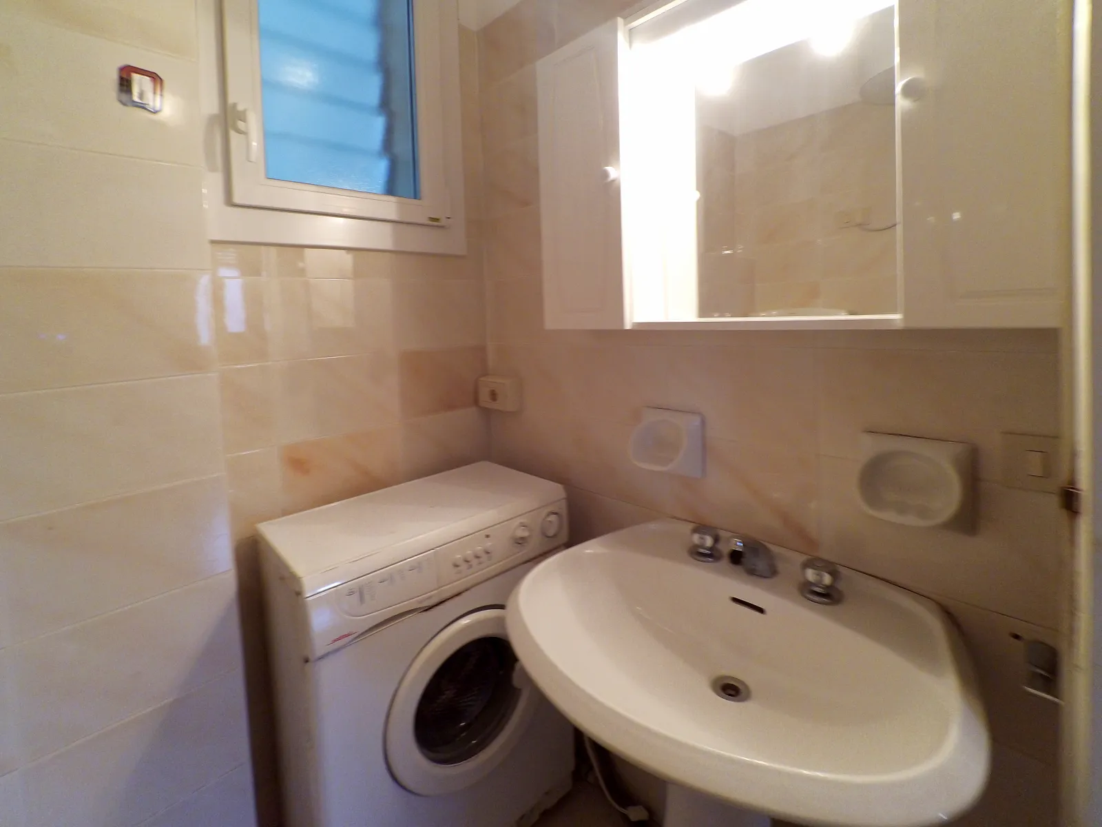 Last minute trilocale con spiaggia
