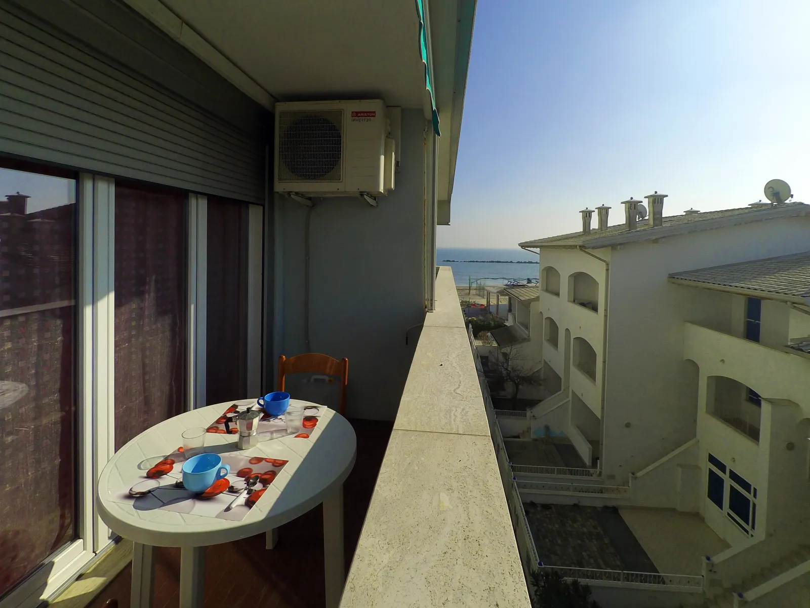 Last minute trilocale sul mare