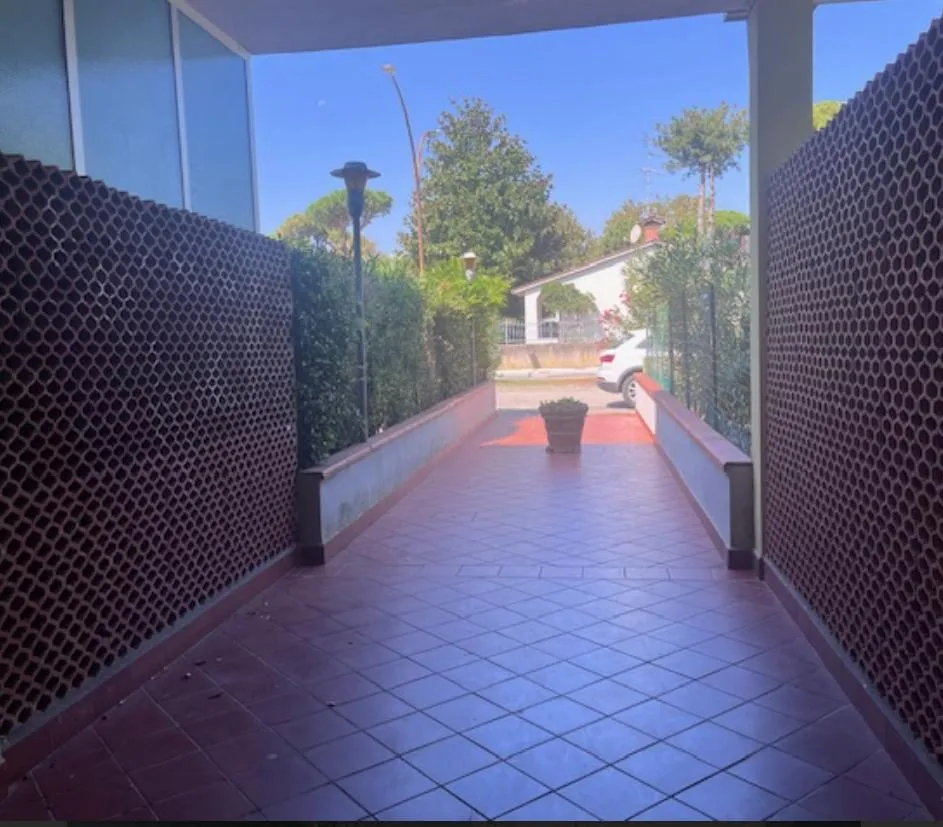 Trilocale con ampio balcone in vendita a Lido delle Nazioni