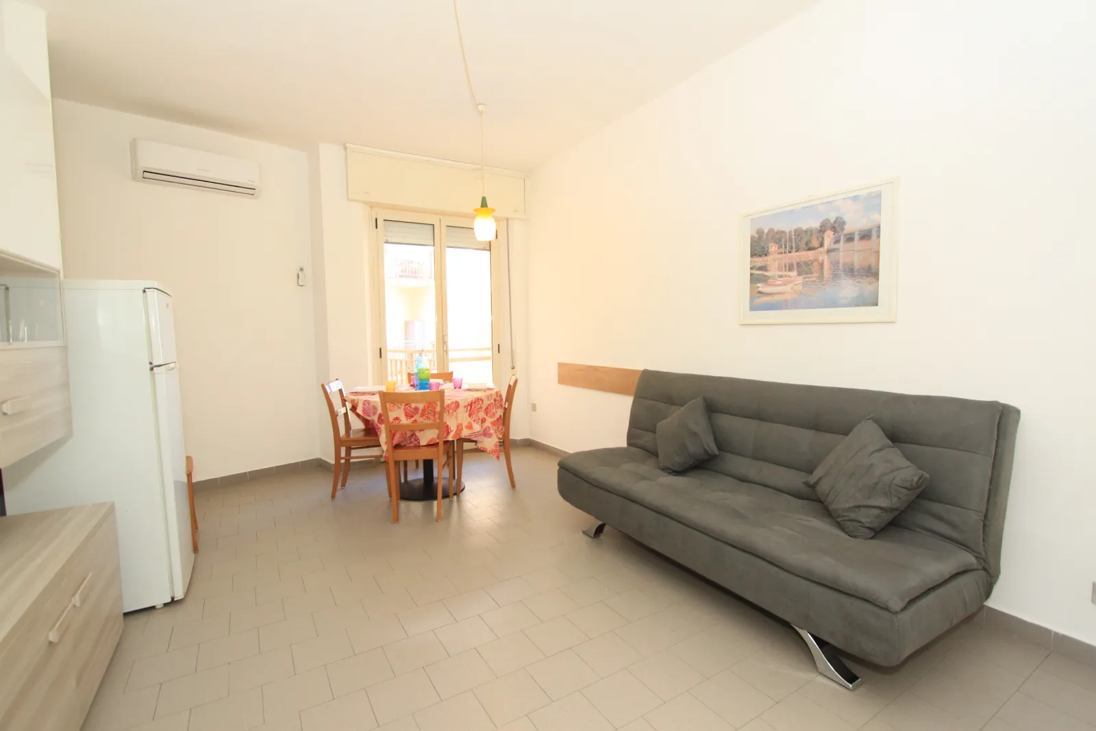 Appartamento con spiaggia inclusa in affitto
