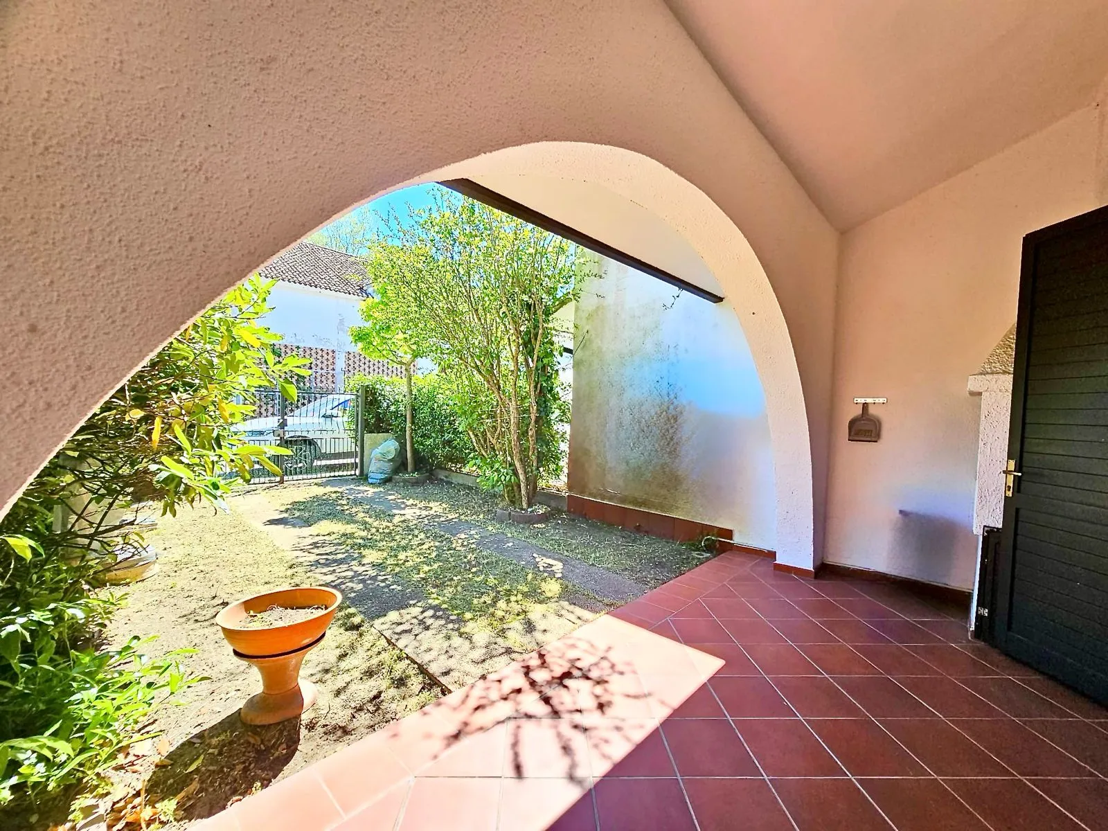 Villetta trilocale in residence con piscina