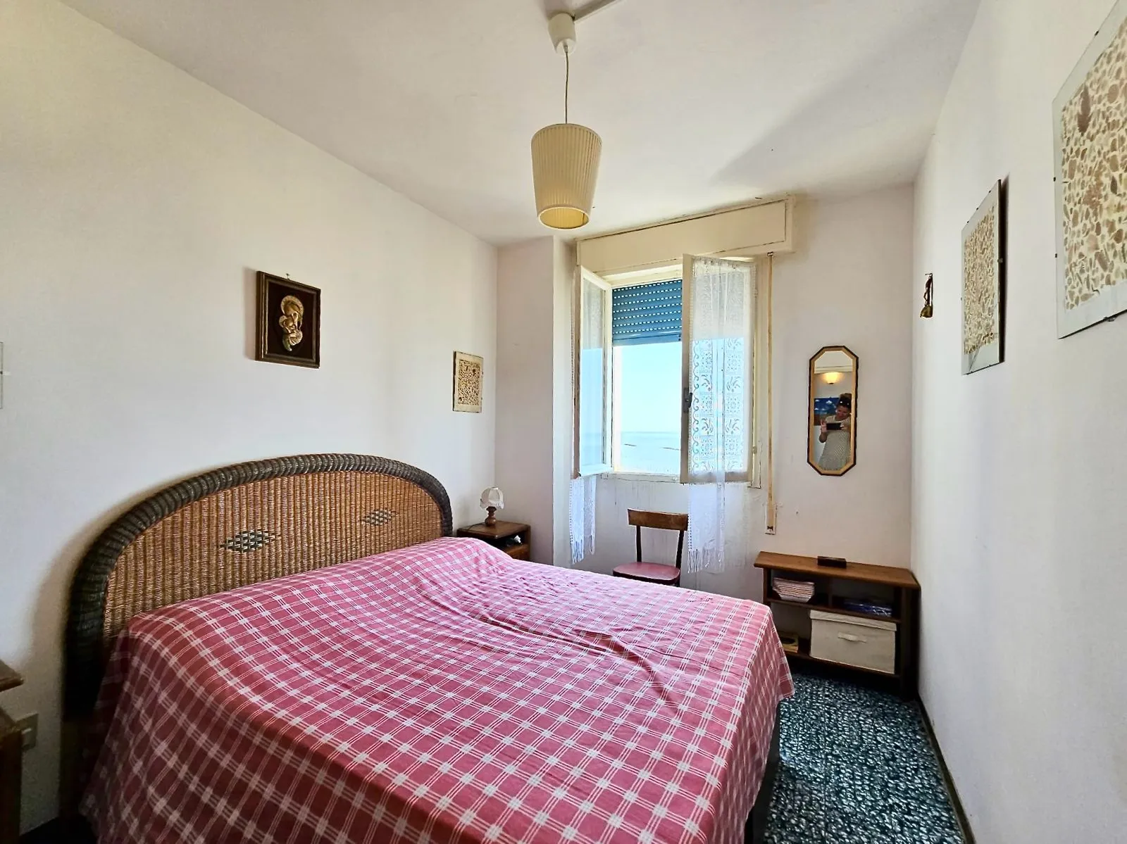 Bilocale in vendita con vista fronte mare