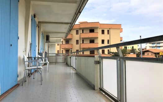 Appartamento trilocale in vendita a pochi passi dalla spiaggia